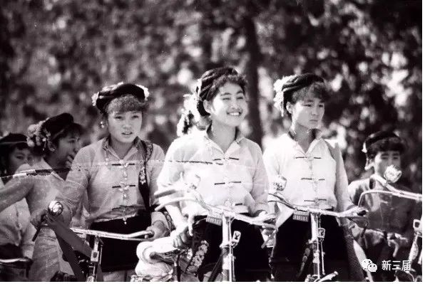 下载.jpg