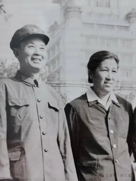 下载 (1).jpg