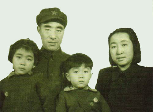 林彪一家（修饰）.jpg